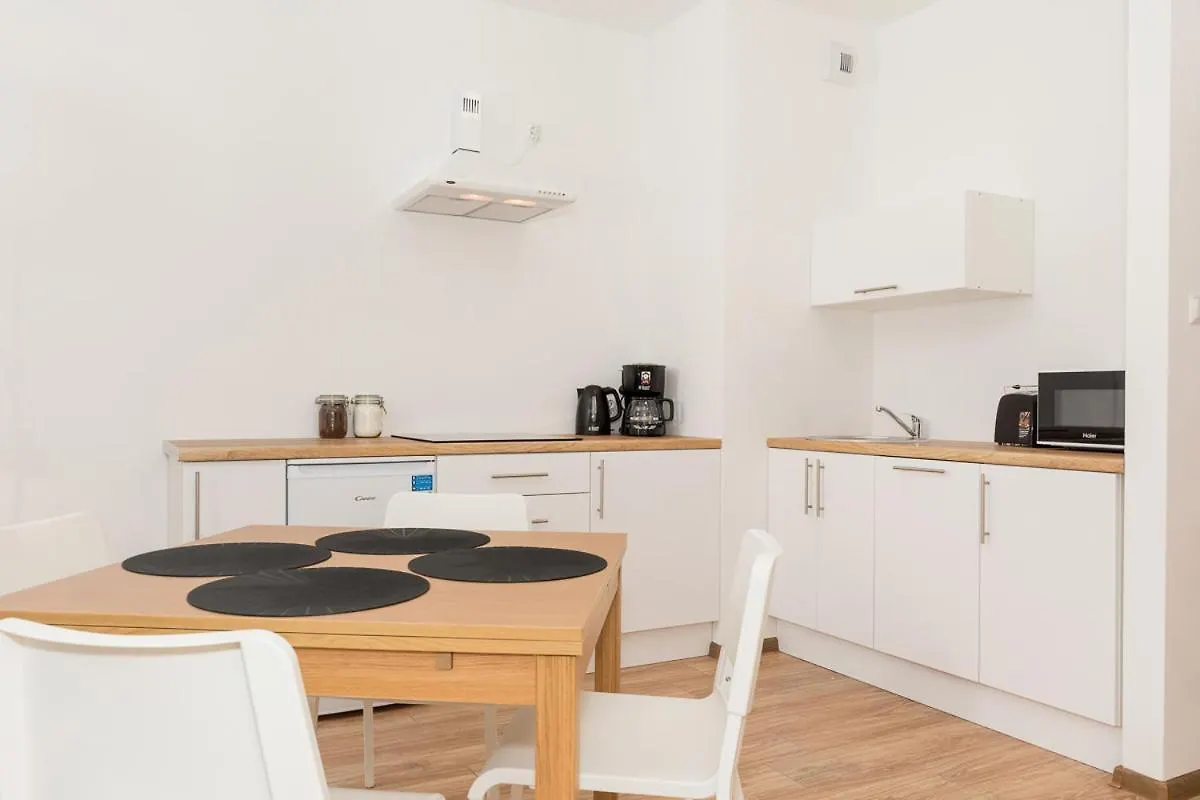 Pod Lipami - By Jantar Apartamenty Kolobrzeg 0*,